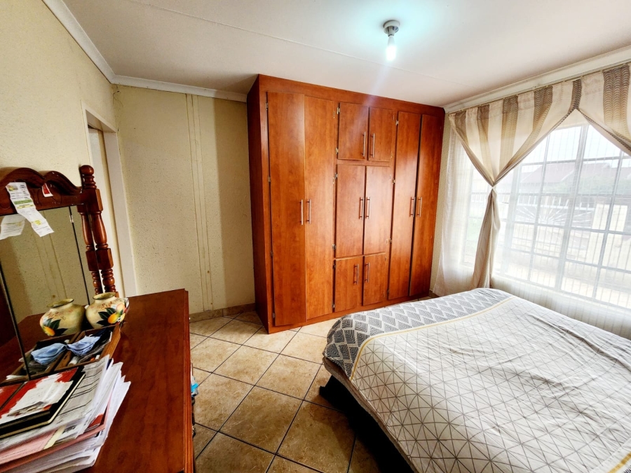 3 Bedroom Property for Sale in Geelhoutpark North West